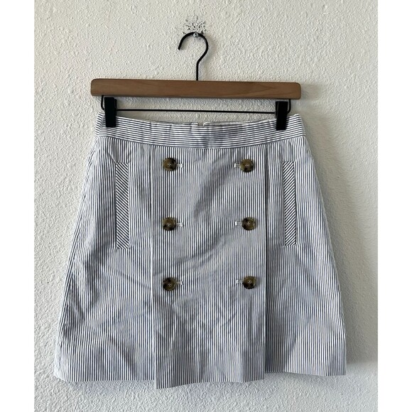 J. Crew Womens Mini Skirt Size 2 Seersucker Nautical Button Blue White Stripe - Picture 1 of 16
